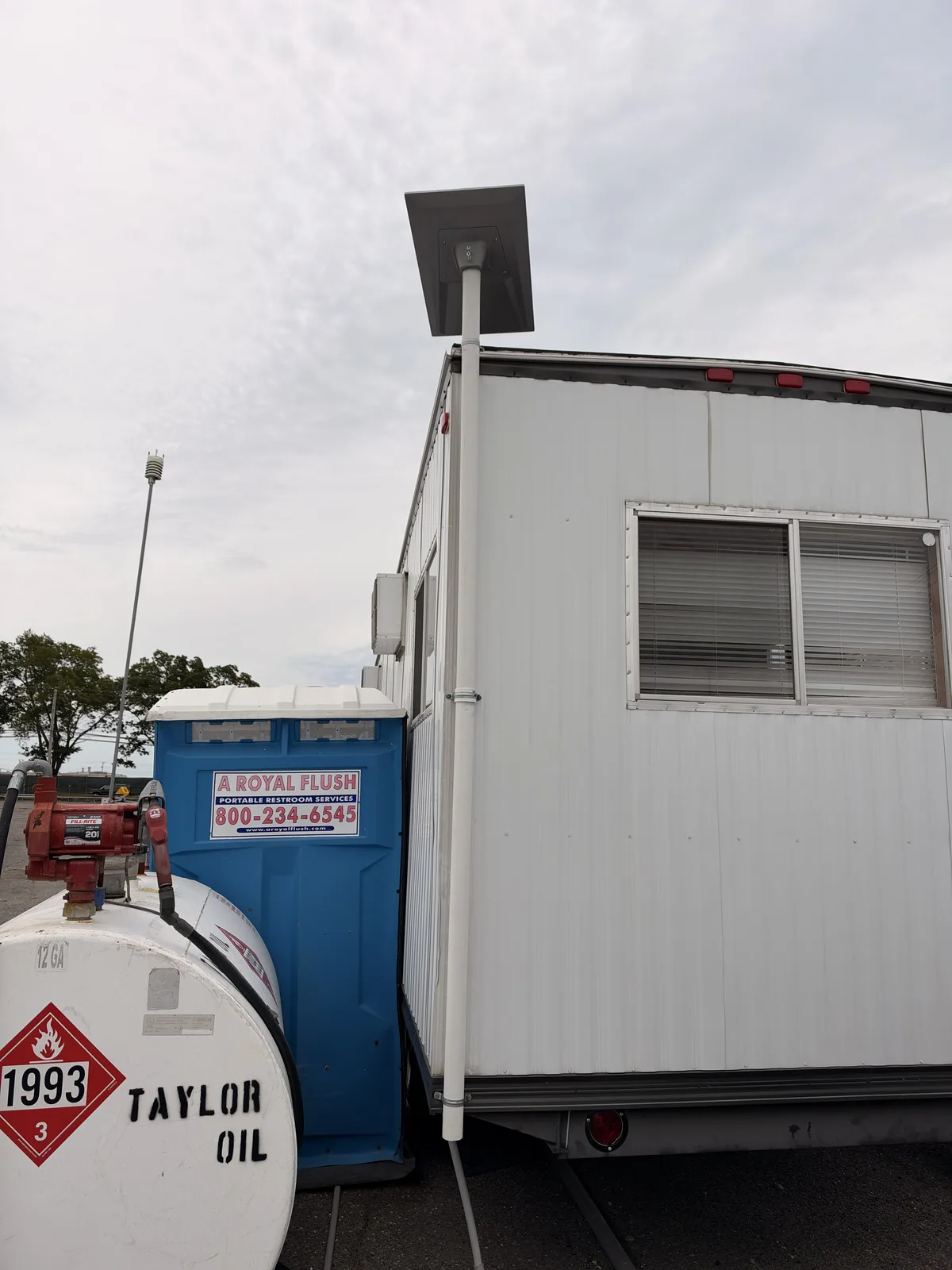 Starlink dish on a job trailer